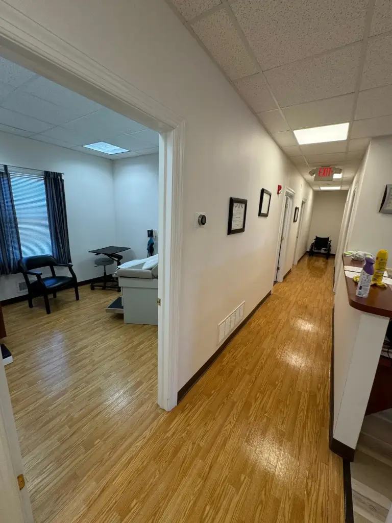Medical Office Deep Cleaning image 4